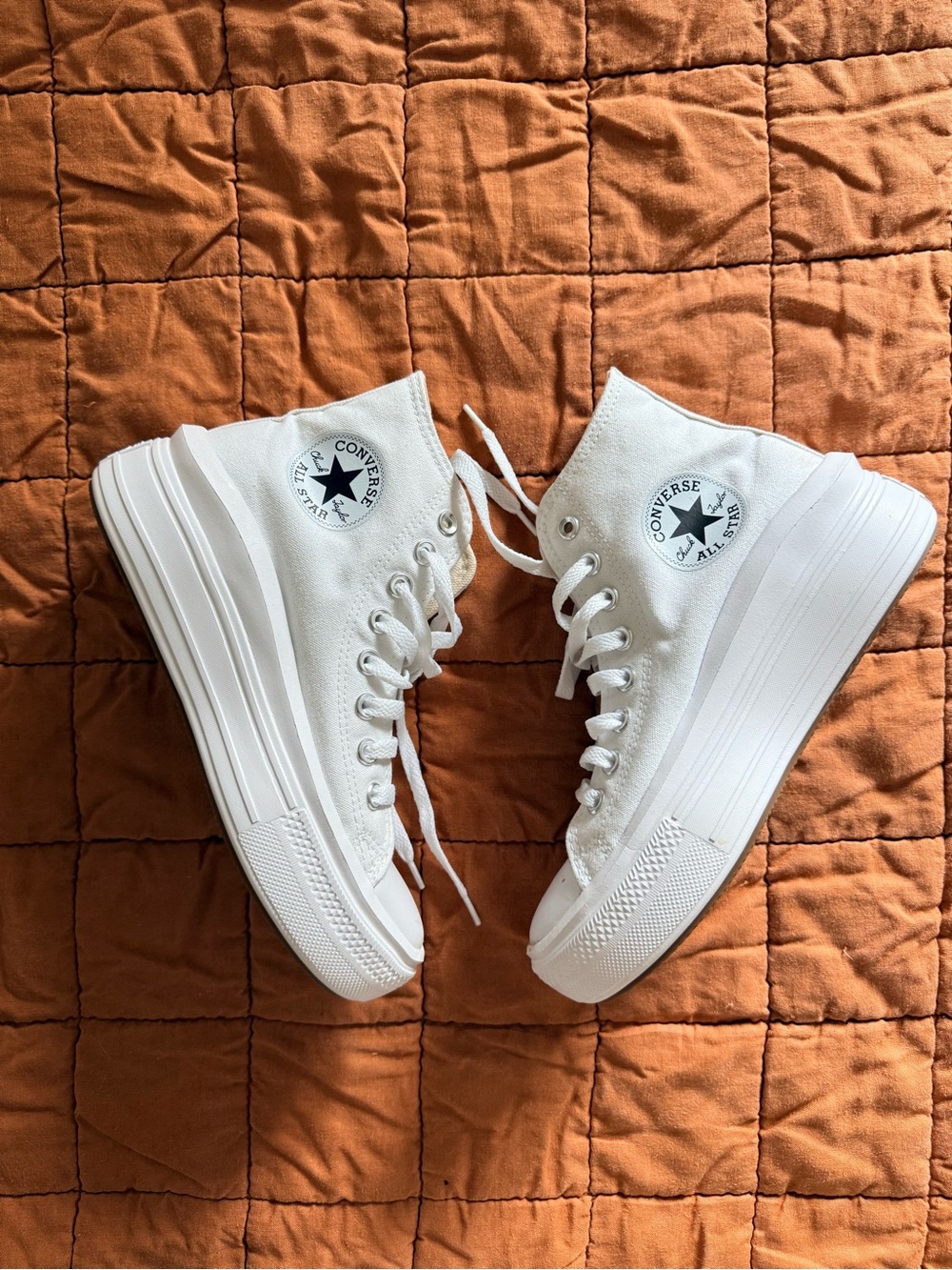 Converse Women’s Chuck Taylor All Star Move Platform Sneaker Size 7